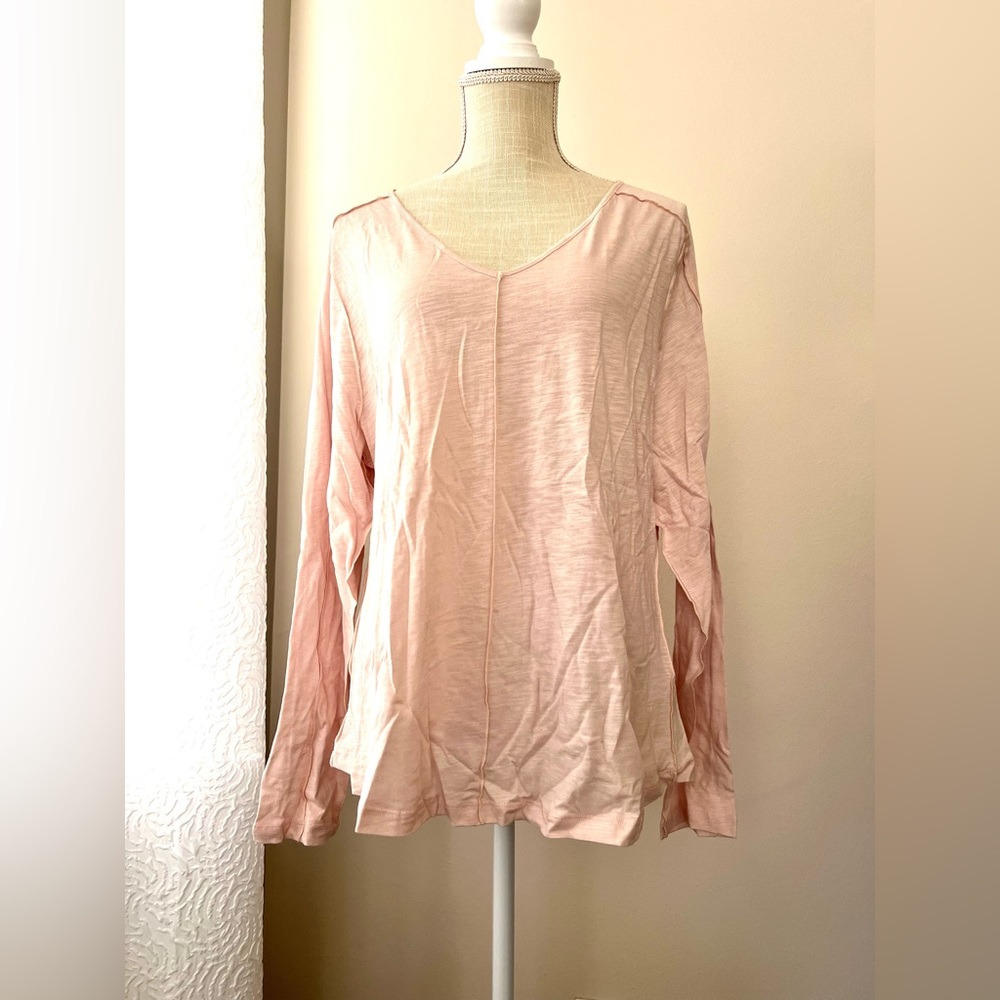 NWT DKNY Dusty Pink long sleeve light weight V-neck top with raw seams s…